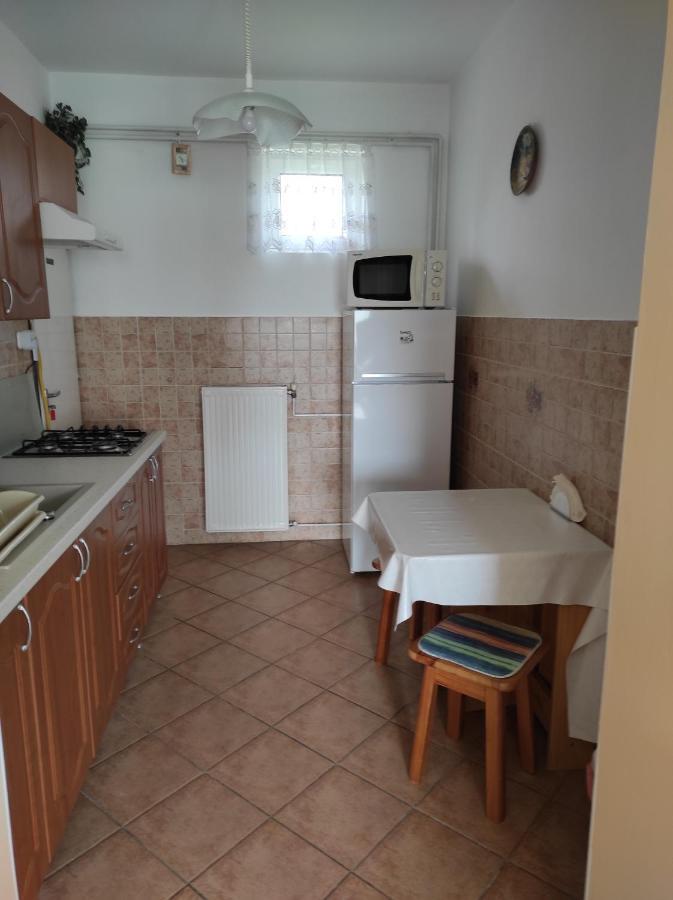 Dorina Apartman ซาลาคาโรส ภายนอก รูปภาพ